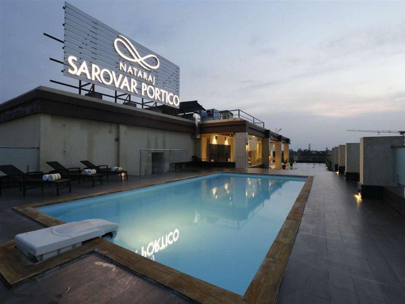 Nataraj Sarovar Portico Jhānsi Exterior photo
